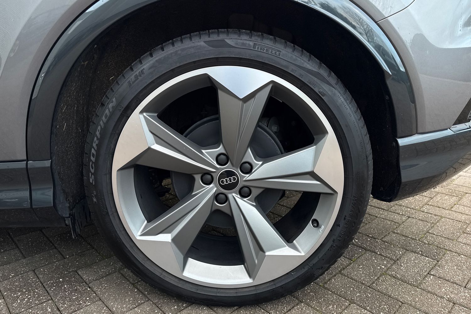 Used Audi Q4 e-tron 2025 for sale - 77382581: Photo 12