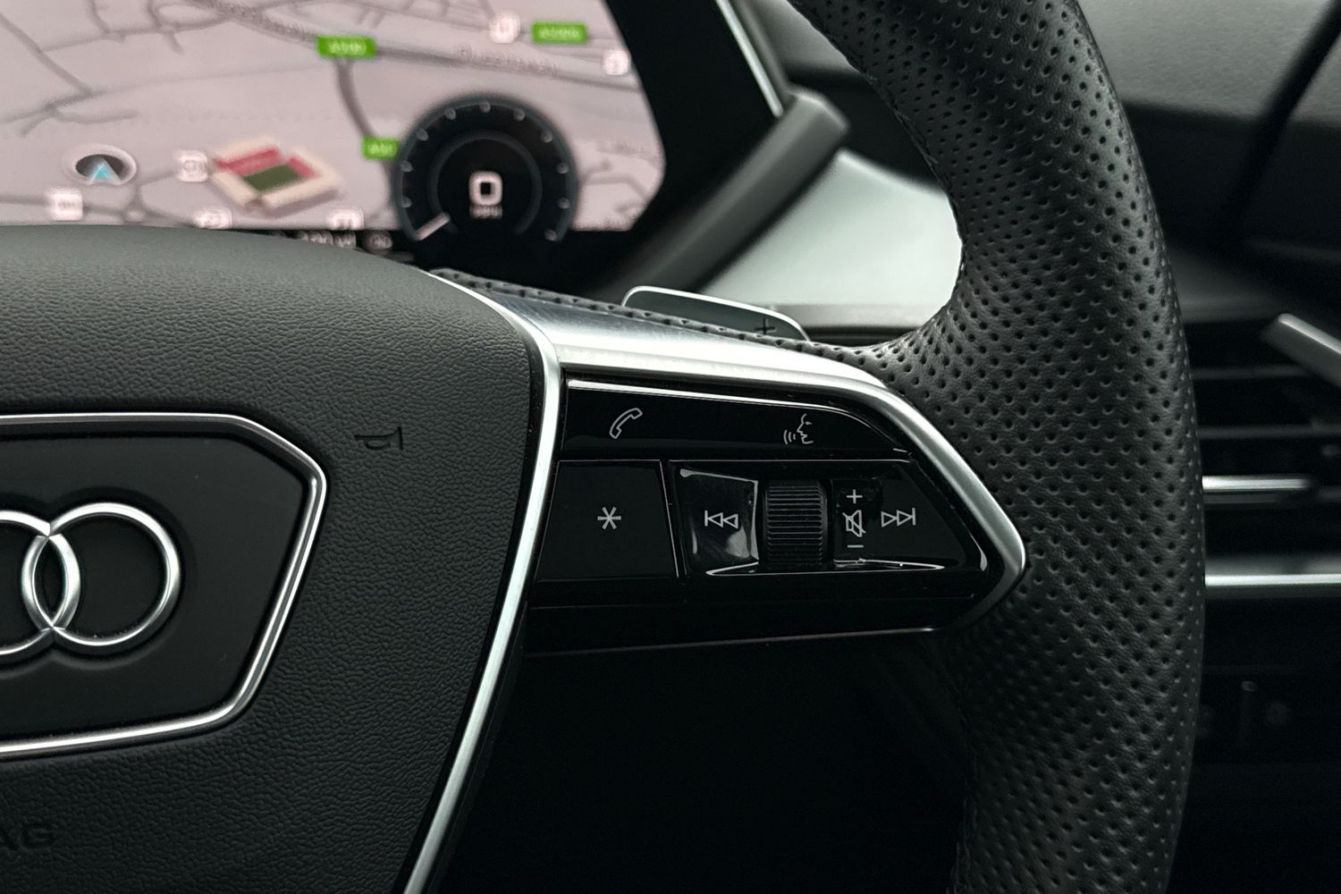 Used Audi e-tron GT 2022 for sale - 78121142: Photo 39