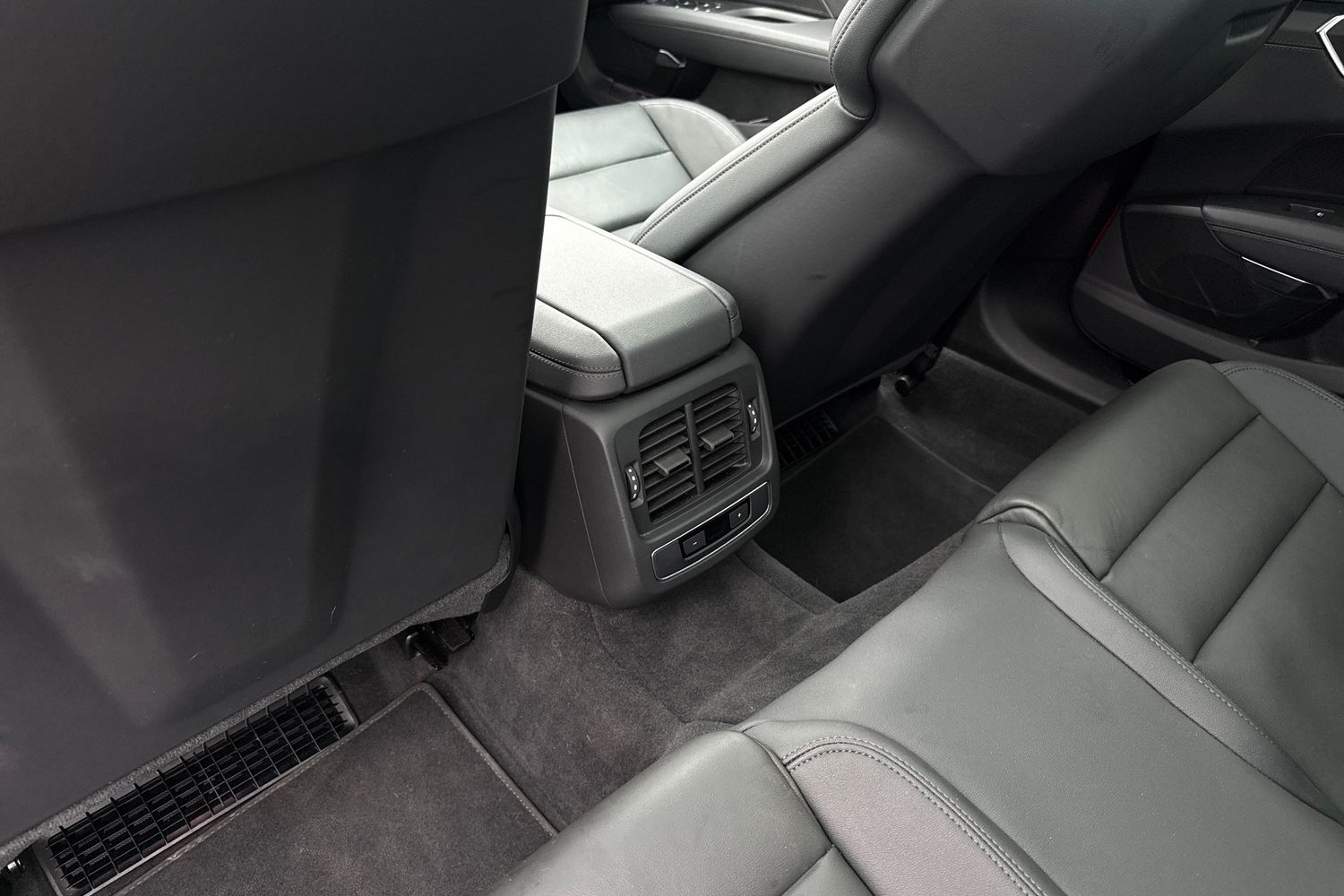 Used Audi e-tron GT 2022 for sale - 78121142: Photo 45