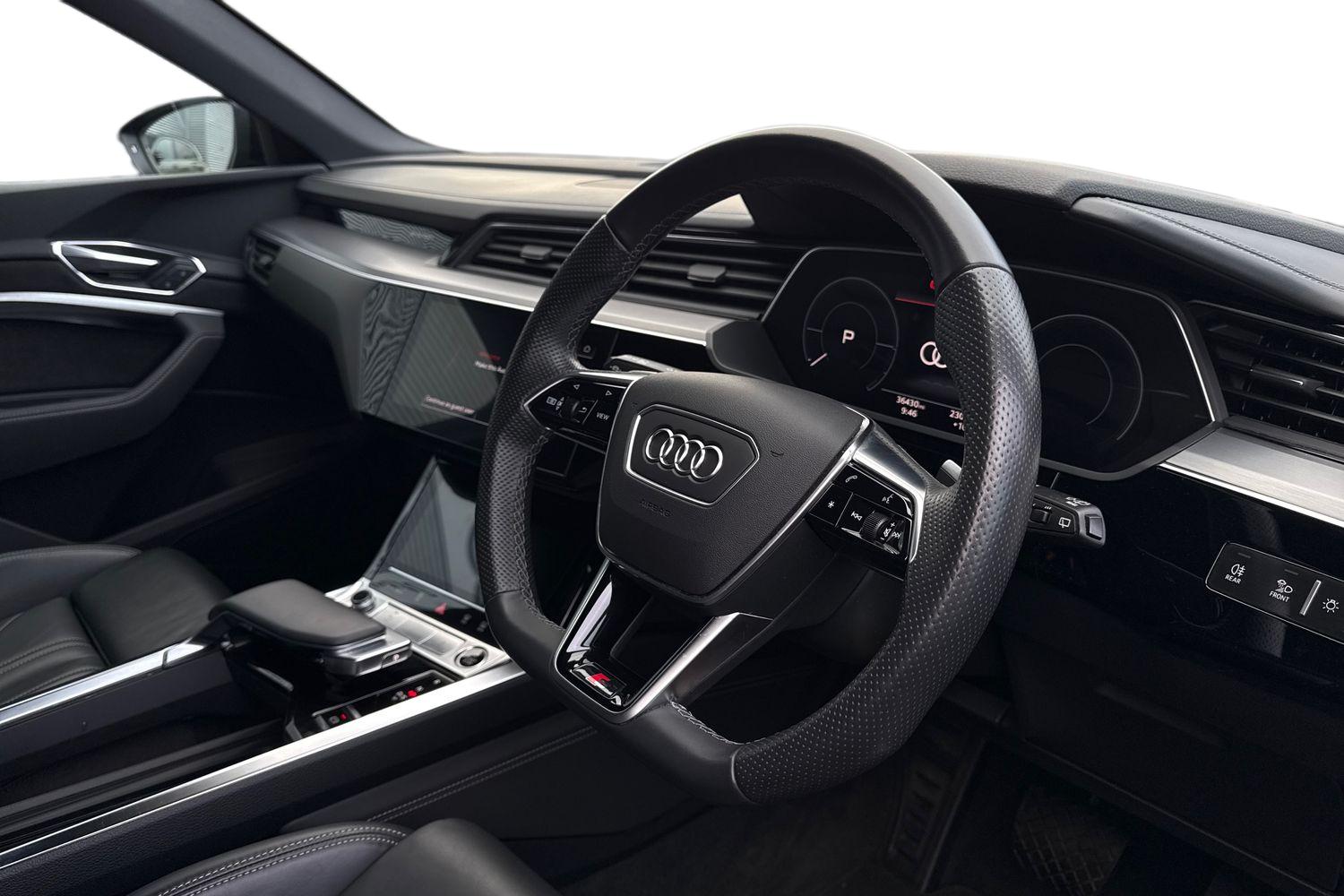 Used Audi e-tron 2021 for sale - 76896246: Photo 14