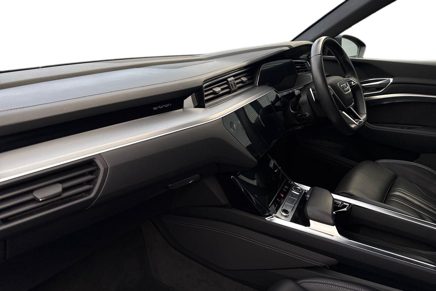 Used Audi e-tron 2021 for sale - 76896246: Photo 15