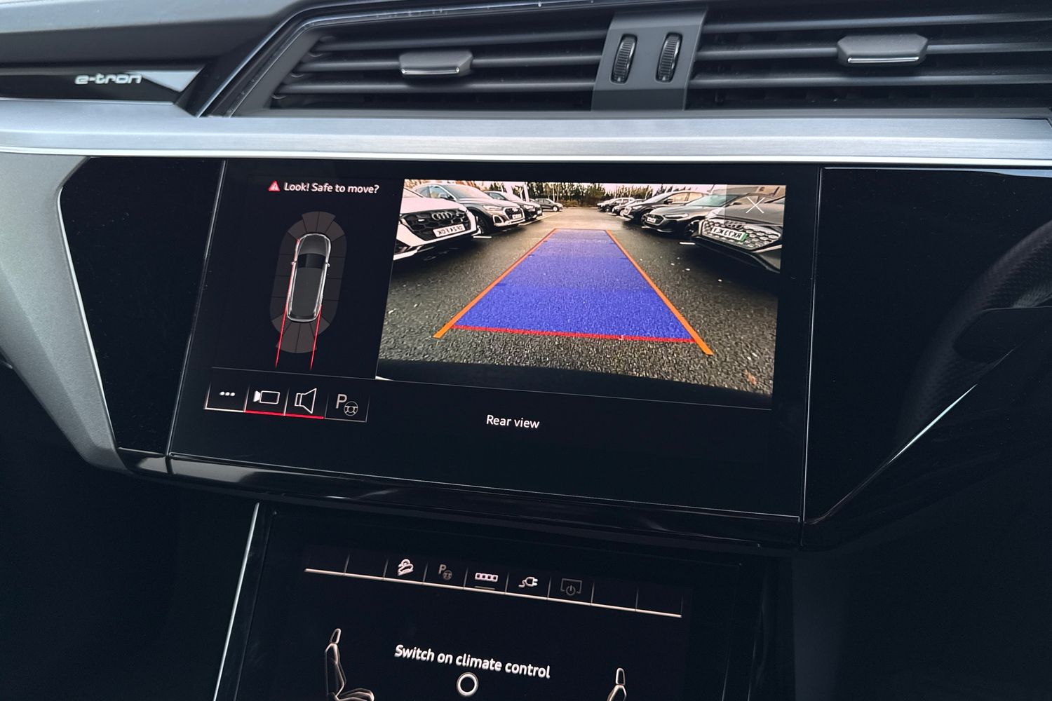 Used Audi e-tron 2021 for sale - 76896246: Photo 44