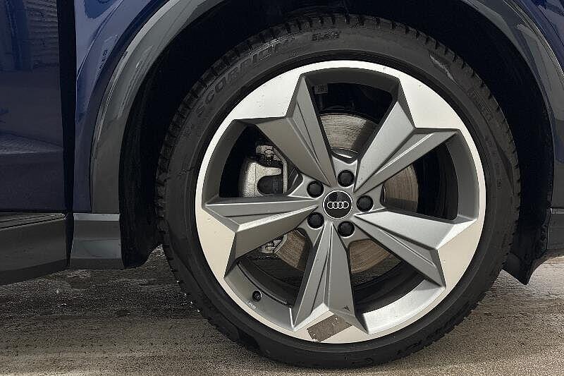 Used Audi Q4 e-tron 2025 for sale - 76171179: Photo 6