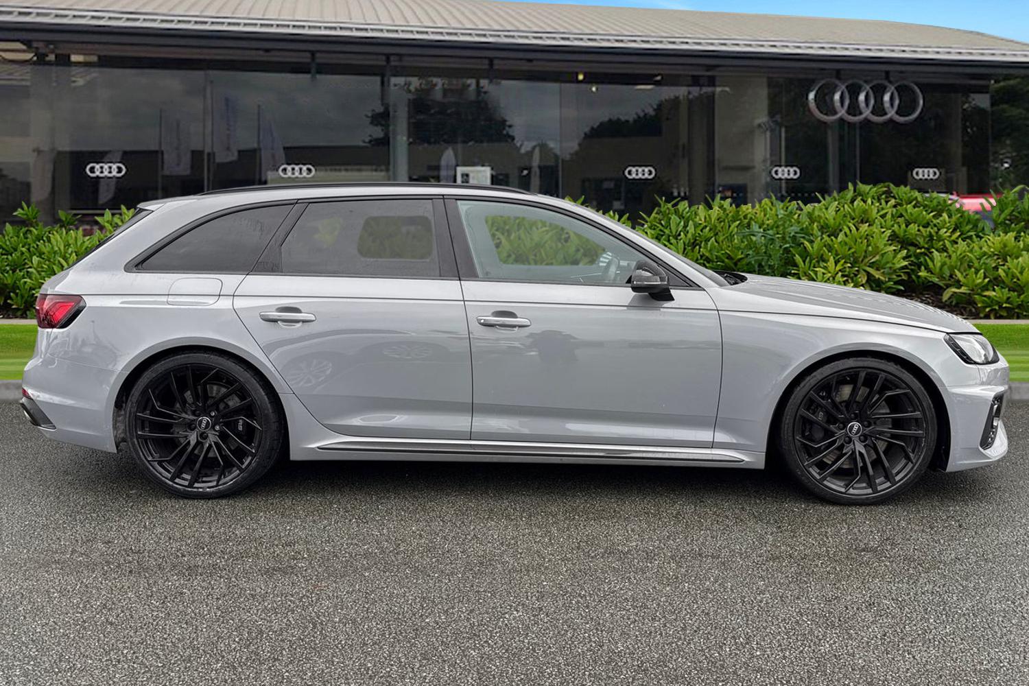 Used Audi RS4 2022 for sale - 77152554: Photo 3