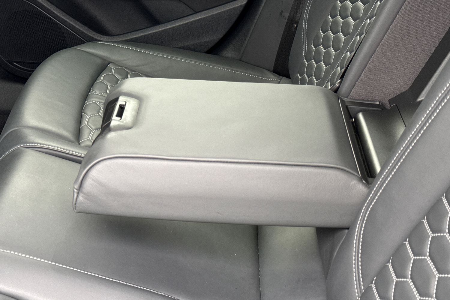 Used Audi RS4 2022 for sale - 77152554: Photo 46