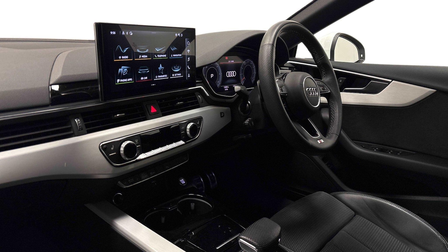 Used Audi A5 2023 for sale - 77733610: Photo 2