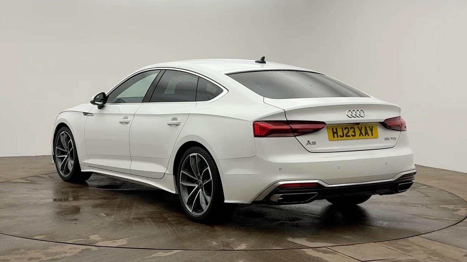 Used Audi A5 2023 for sale - 77733610: Photo 3