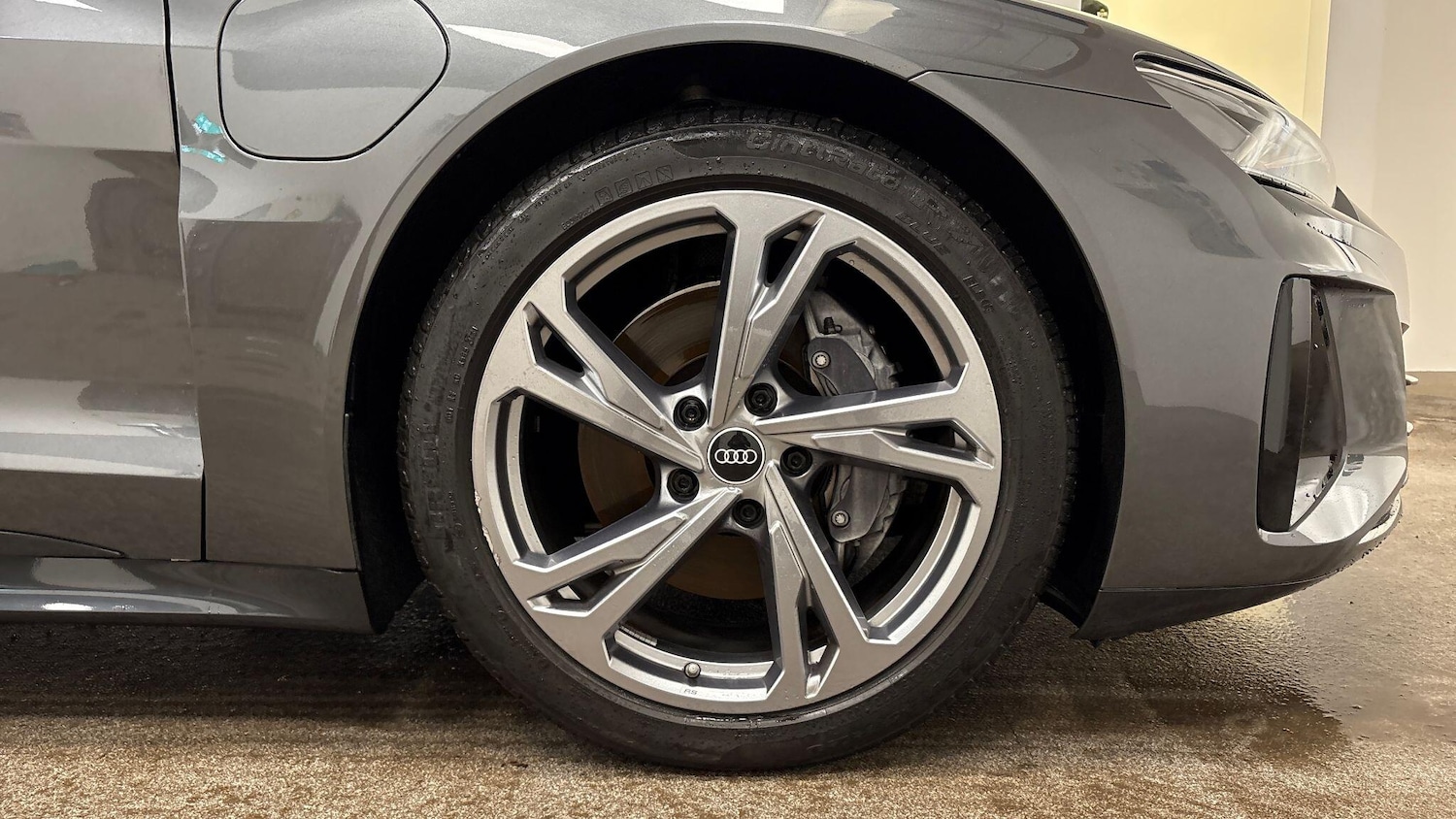 Used Audi e-tron GT 2021 for sale - 77382655: Photo 6