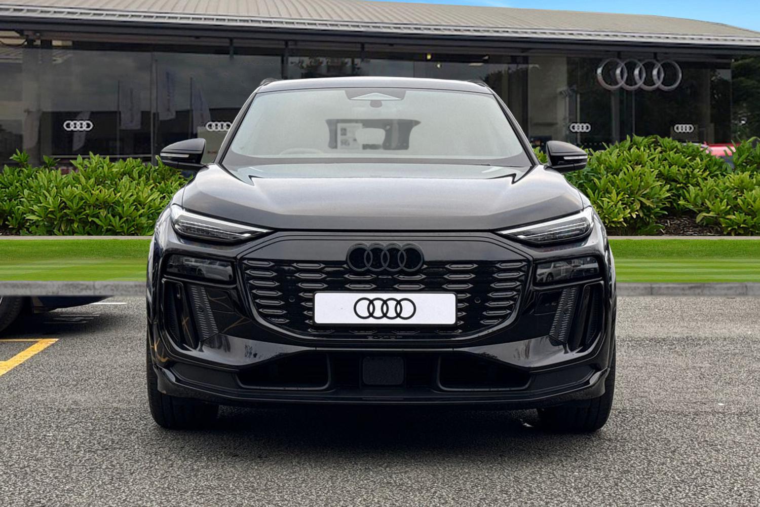 Used Audi Q6 e-tron 2026 for sale - 77294670: Photo 5