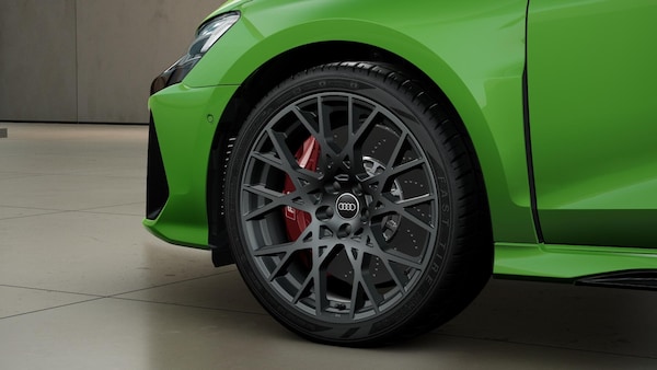 Used Audi RS3 2025 for sale - 76316632: Photo 4