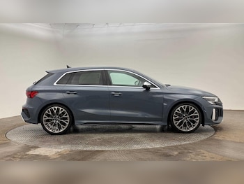 Used Audi RS3 2023 for sale - 79194419: Photo