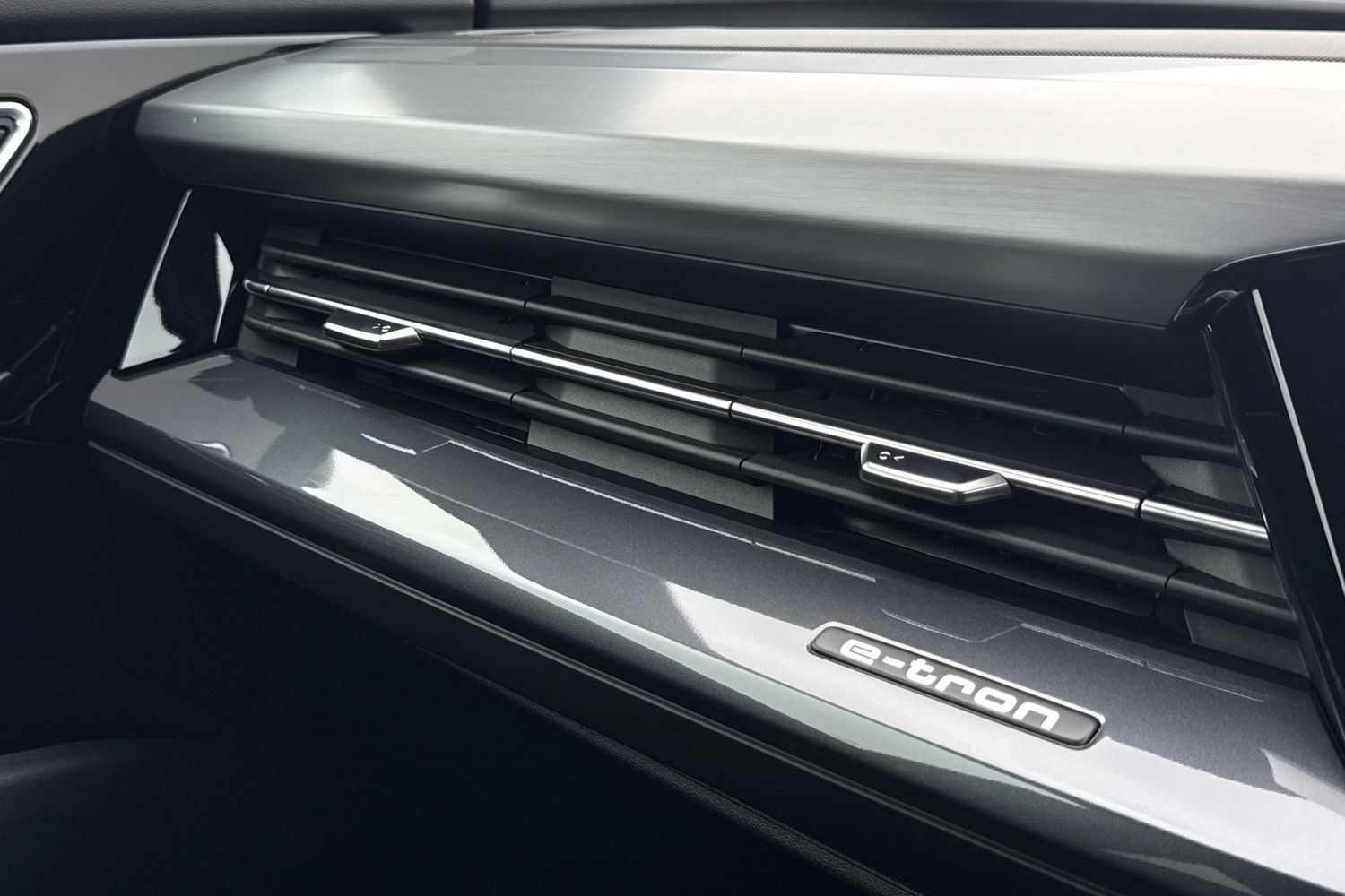 Used Audi Q4 e-tron 2024 for sale - 77257755: Photo 61