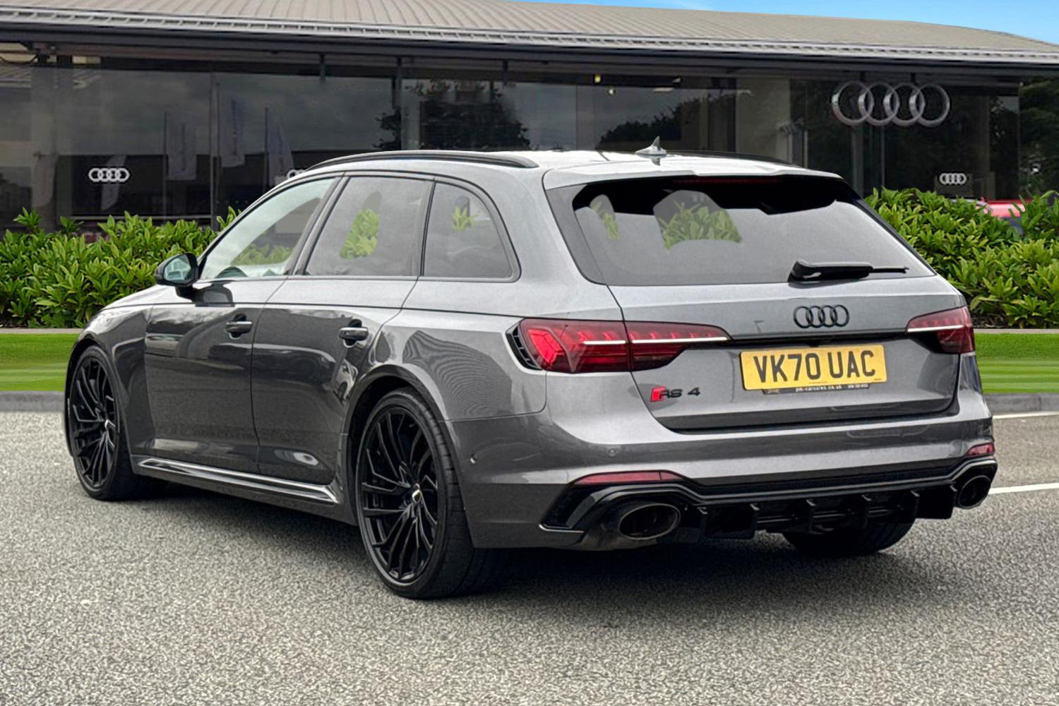 Used Audi RS4 2020 for sale - 77601561: Photo 2