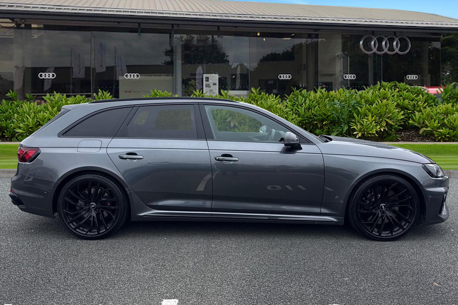 Used Audi RS4 2020 for sale - 77601561: Photo 3