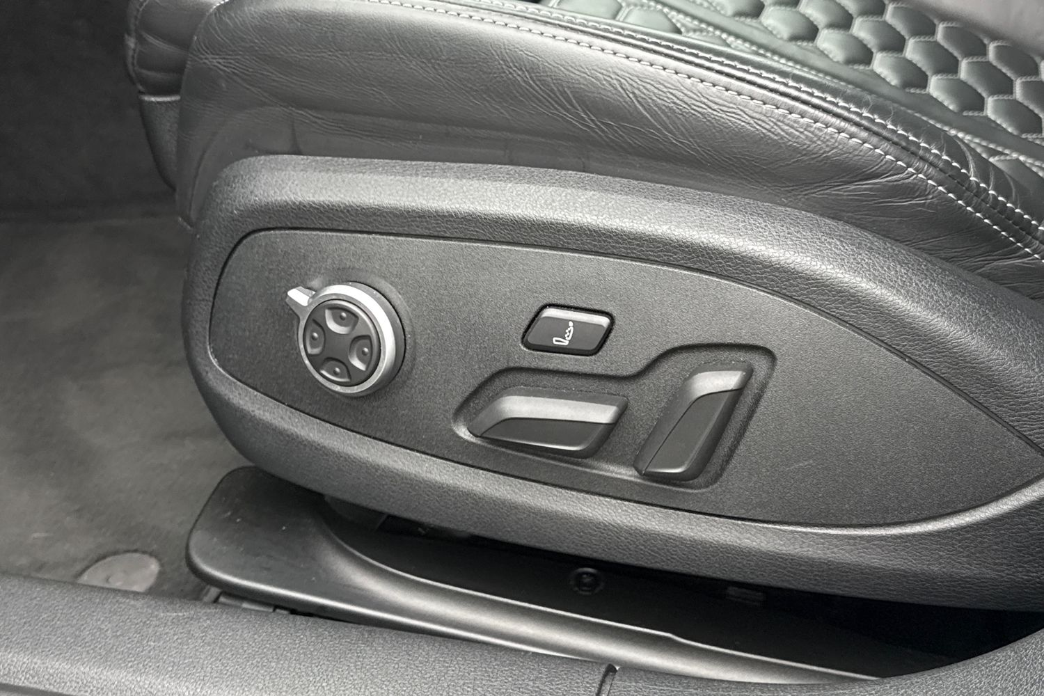 Used Audi RS4 2020 for sale - 77601561: Photo 55