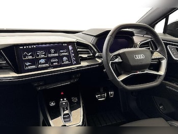 Used Audi Q4 e-tron 2025 for sale - 76171135: Photo 2