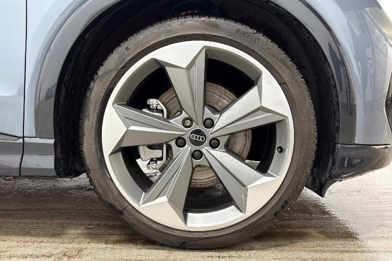 Used Audi Q4 e-tron 2025 for sale - 76469338: Photo 4