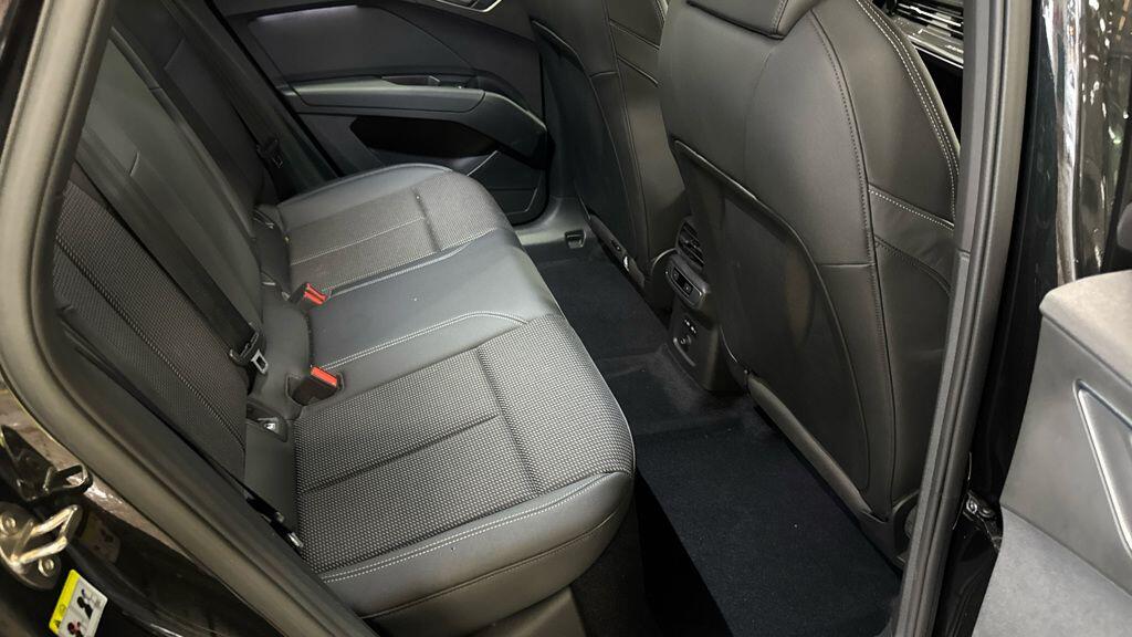 Used Audi Q4 e-tron 2022 for sale - 77680154: Photo 8