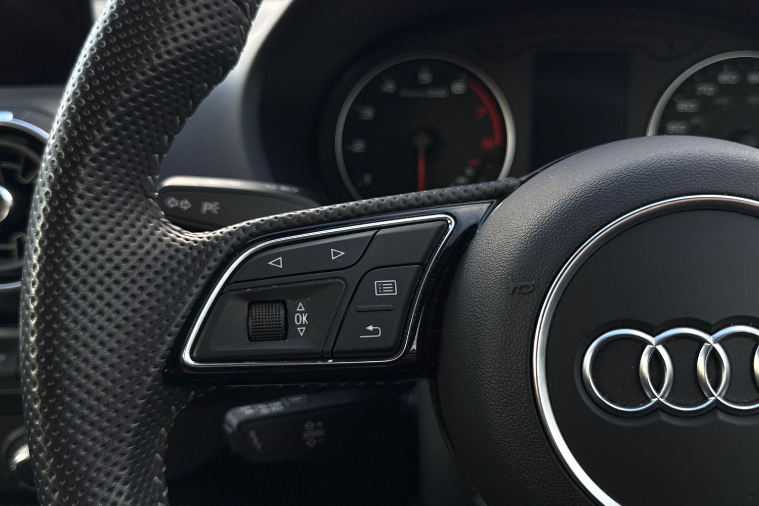 Used Audi Q2 2020 for sale - 76368719: Photo 60