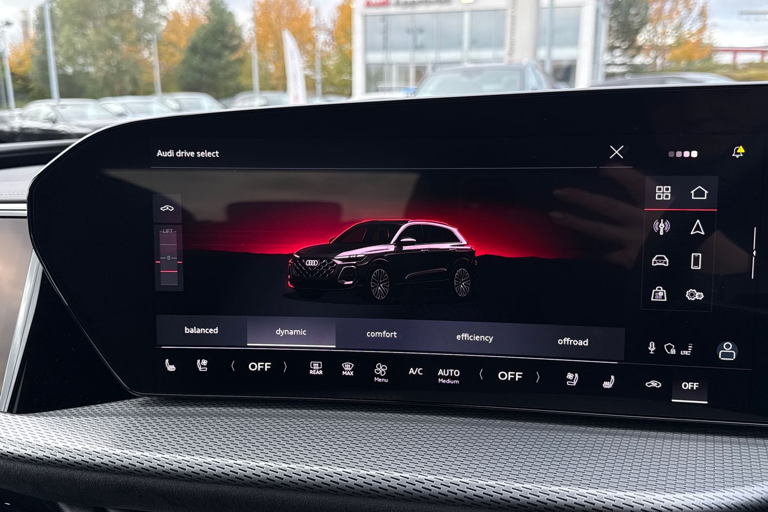 Used Audi SQ5 2025 for sale - 76250631: Photo 30