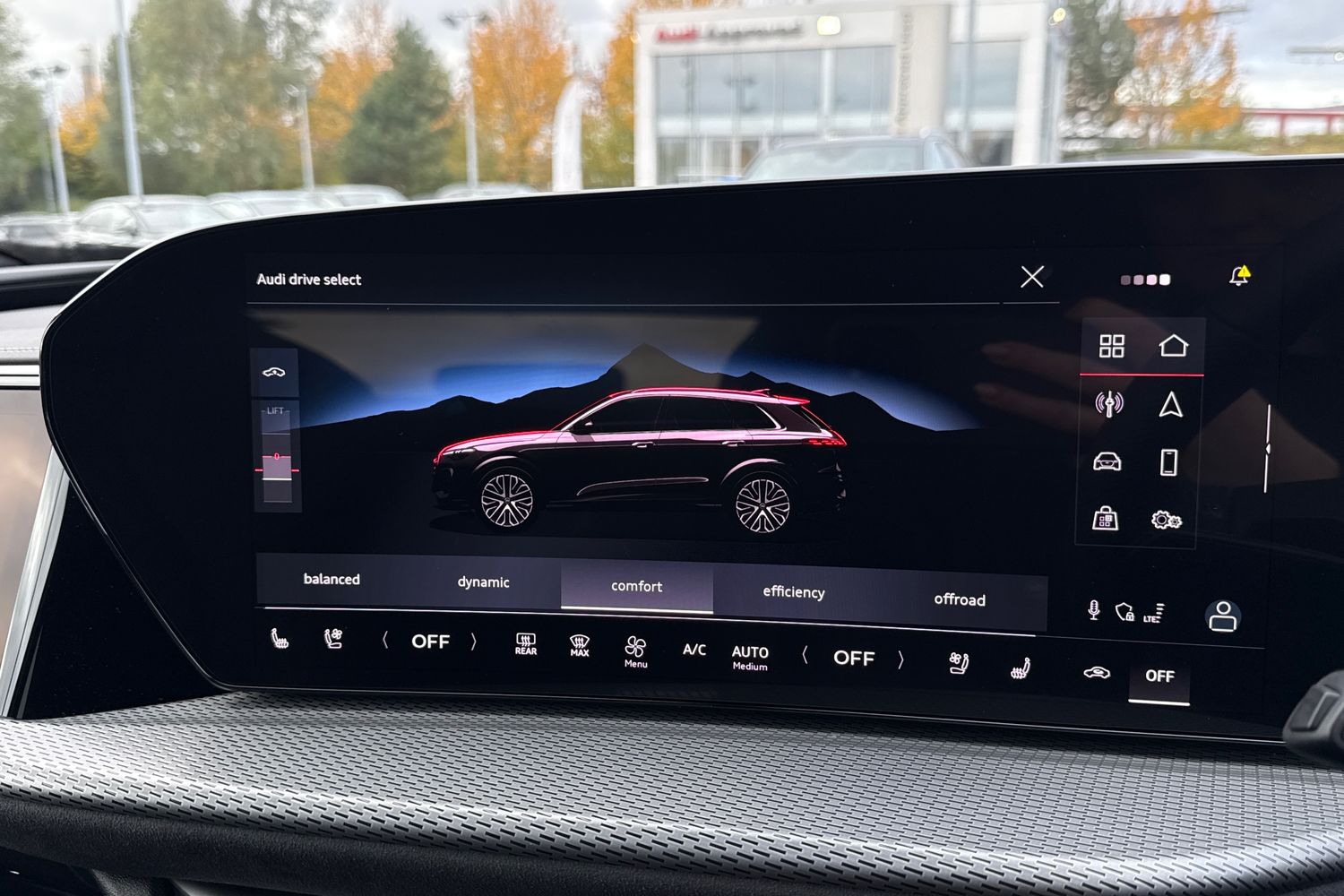 Used Audi SQ5 2025 for sale - 76250631: Photo 31