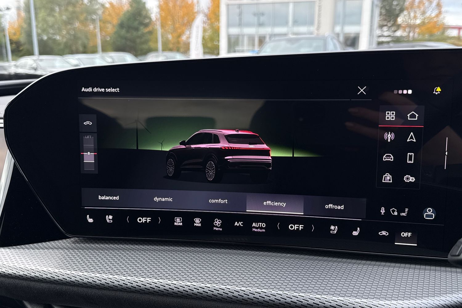 Used Audi SQ5 2025 for sale - 76250631: Photo 32