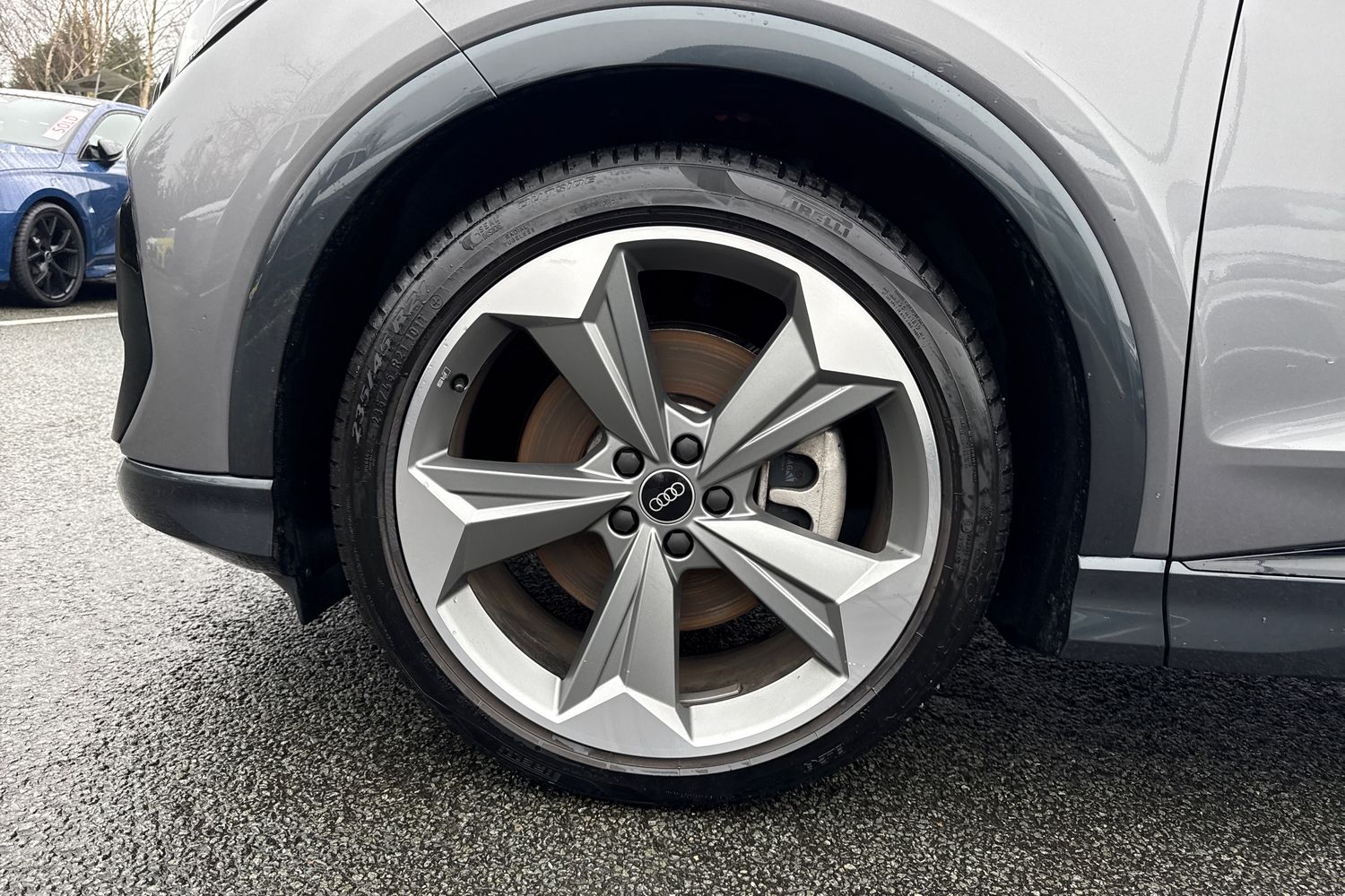 Used Audi Q4 e-tron 2025 for sale - 77383230: Photo 11