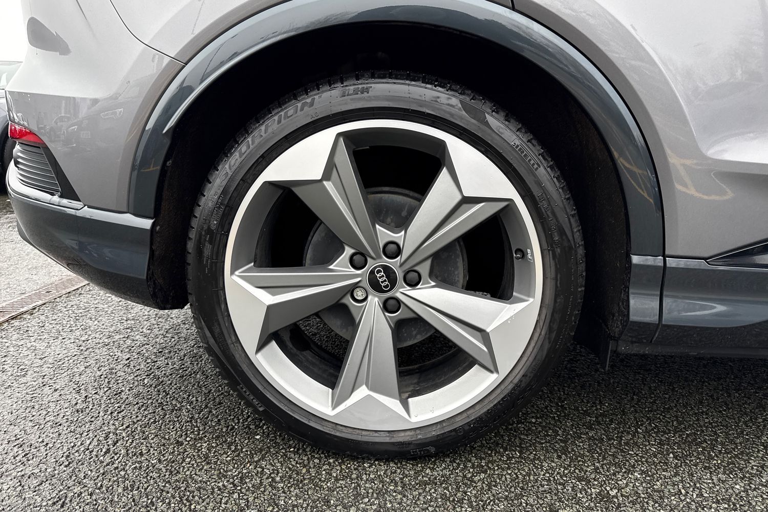 Used Audi Q4 e-tron 2025 for sale - 77383230: Photo 12