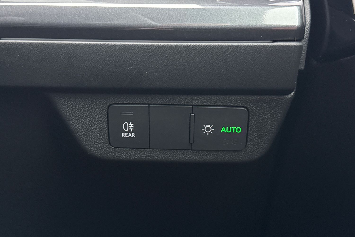 Used Audi Q4 e-tron 2025 for sale - 77383230: Photo 41