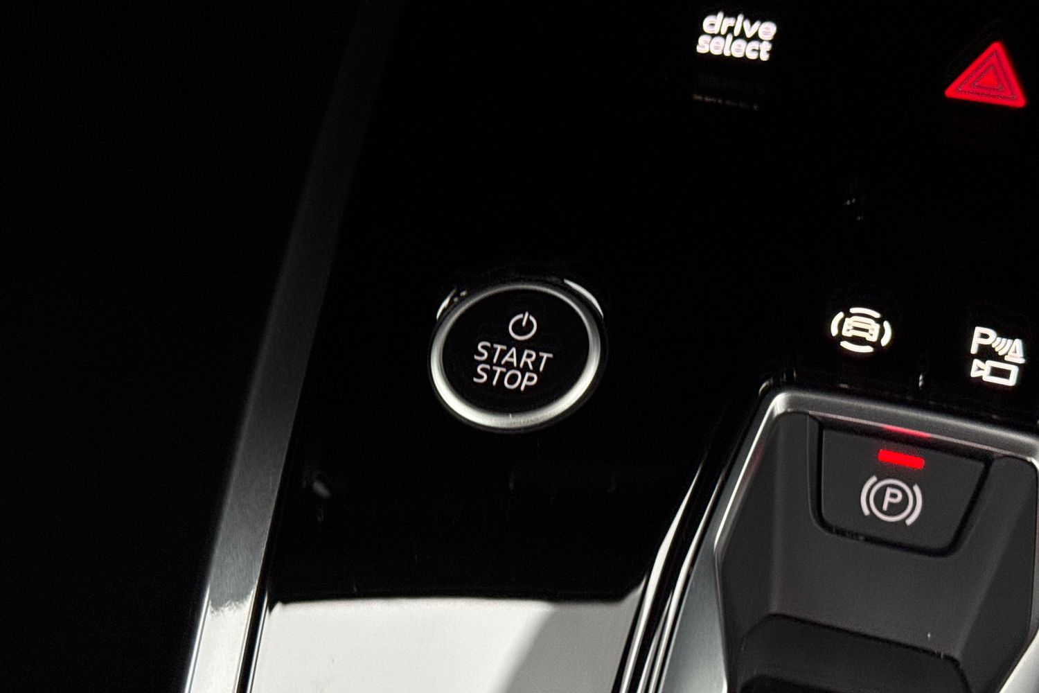 Used Audi Q4 e-tron 2025 for sale - 77383230: Photo 45