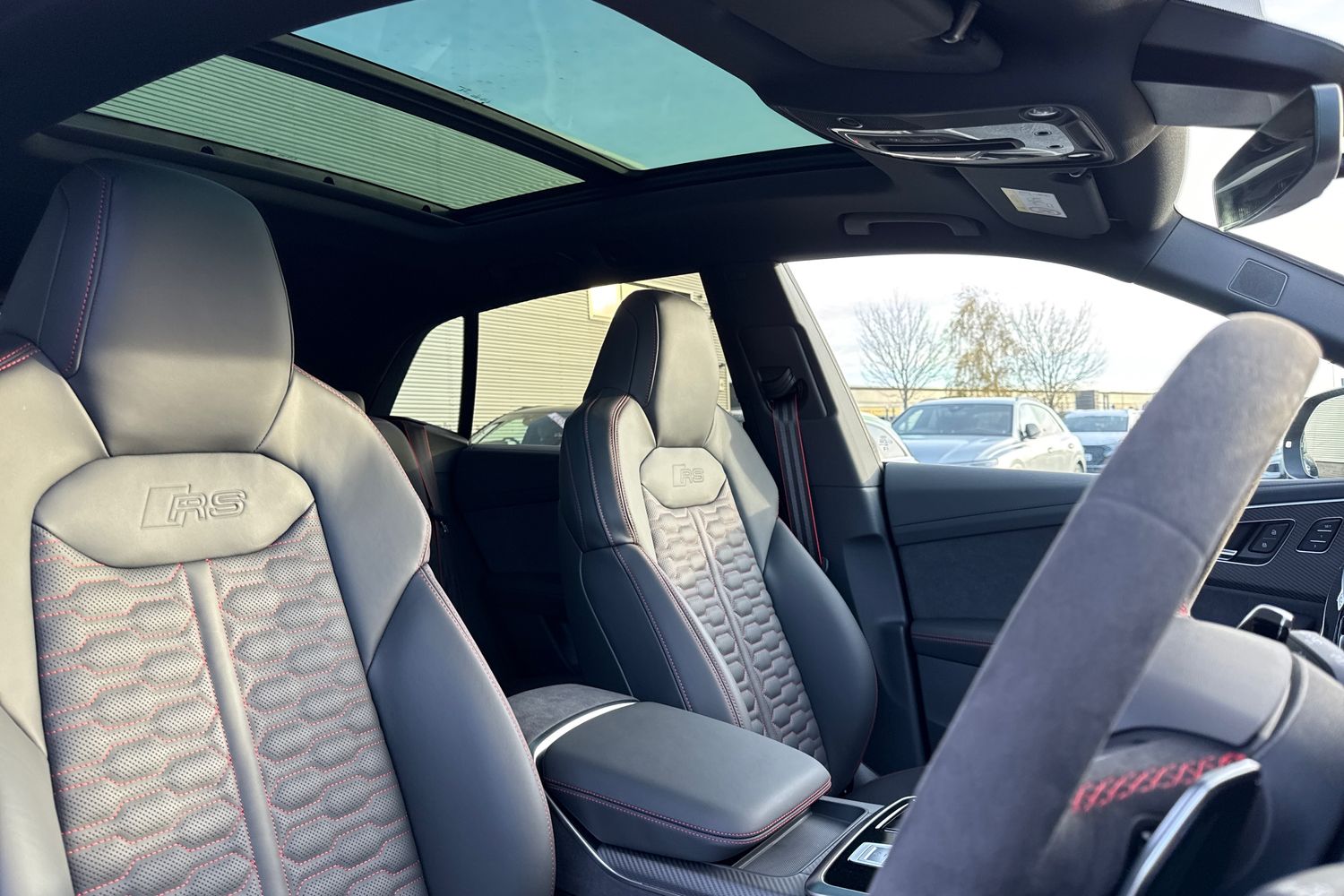 Used Audi RS Q8 2025 for sale - 76520000: Photo 23