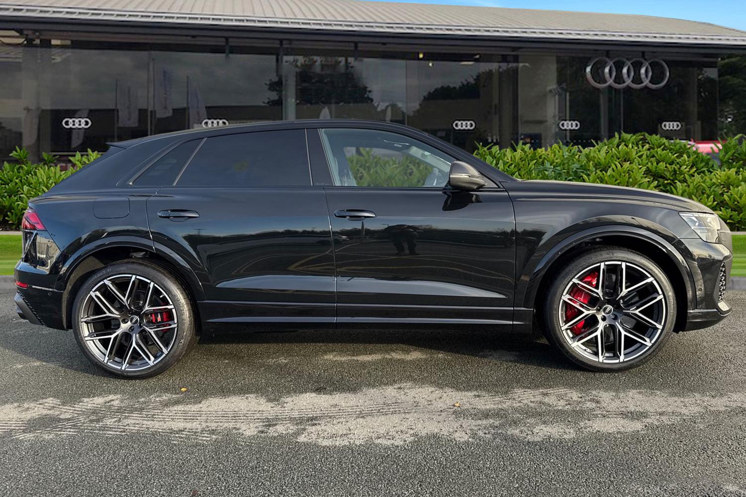 Used Audi RS Q8 2025 for sale - 76520000: Photo 3