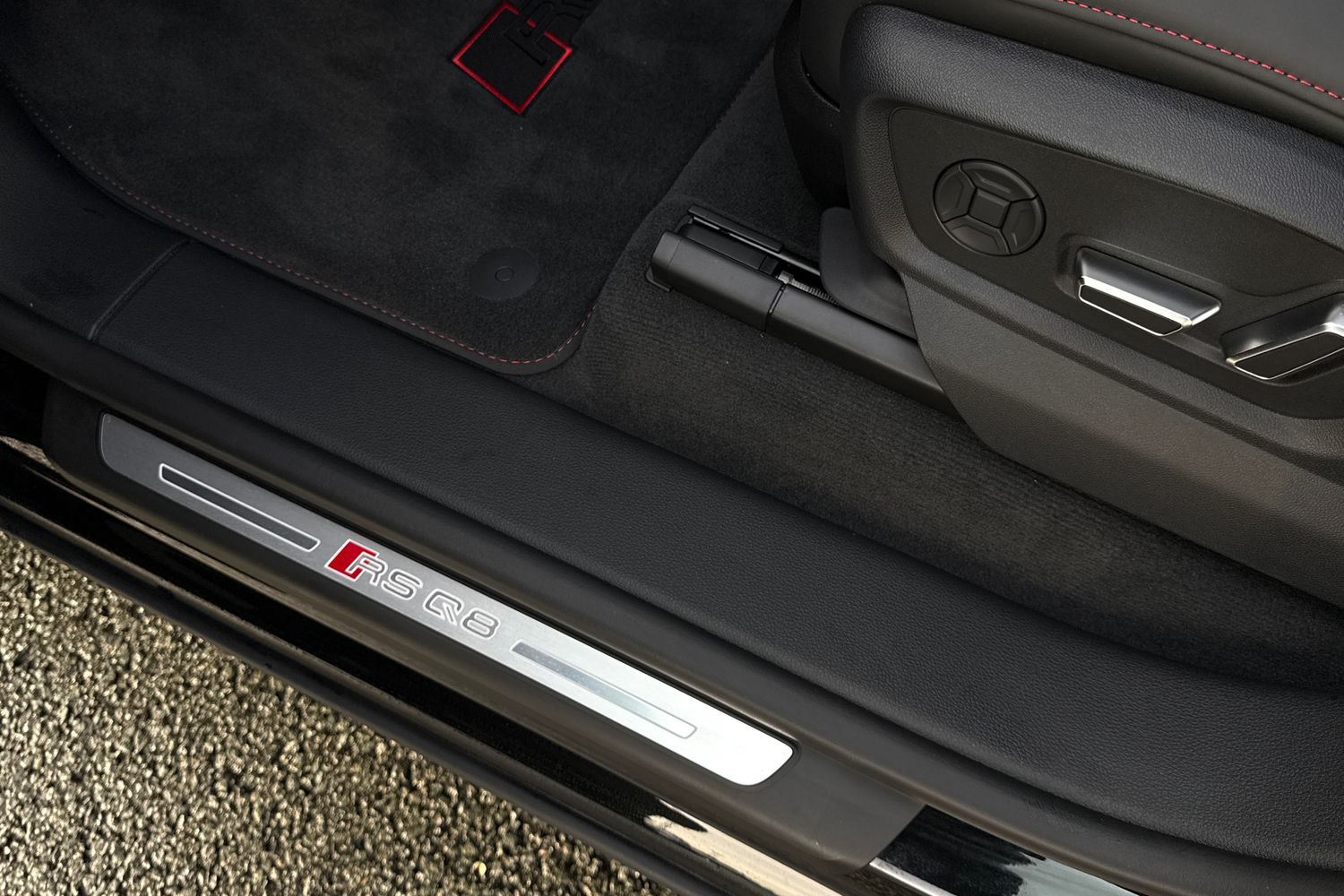 Used Audi RS Q8 2025 for sale - 76520000: Photo 40