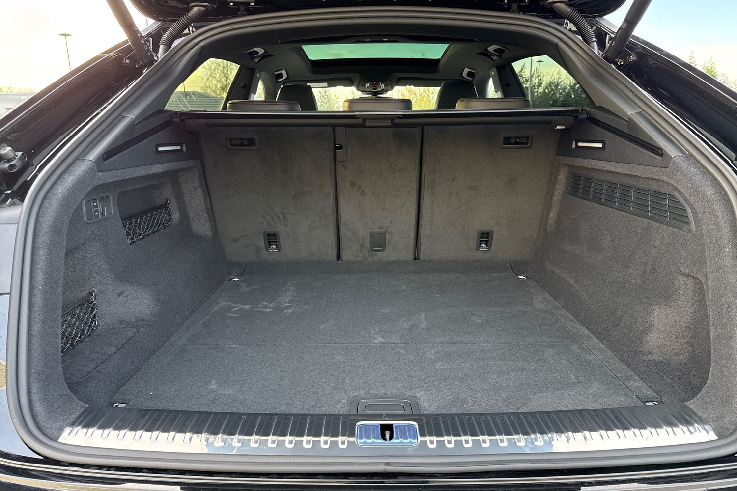 Used Audi RS Q8 2025 for sale - 76520000: Photo 6