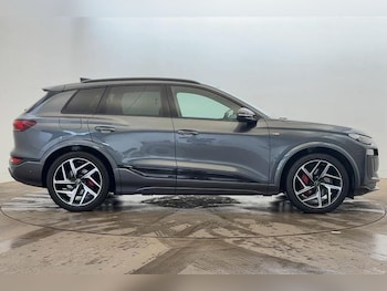 Used Audi Q6 e-tron 2025 for sale - 76232545: Photo 4