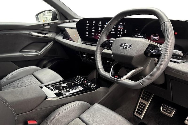 Used Audi Q6 e-tron 2025 for sale - 76232545: Photo 6