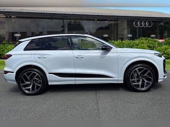 Used Audi Q6 e-tron 2026 for sale - 79174936: Photo