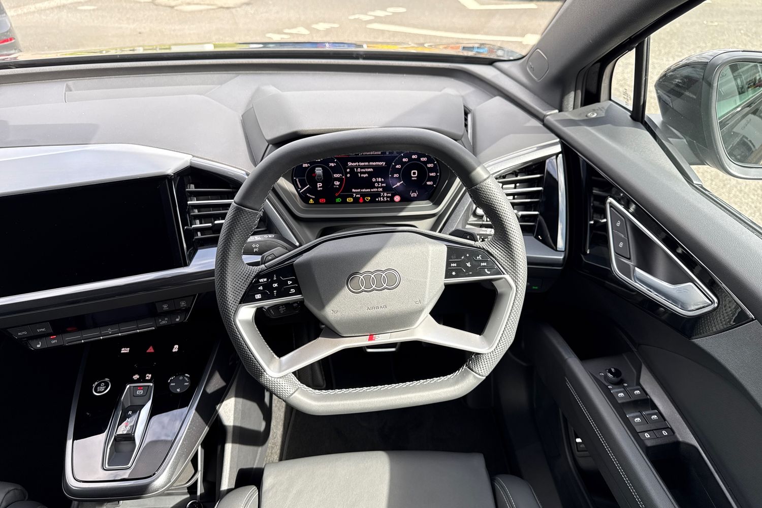 Used Audi Q4 e-tron 2025 for sale - 76143798: Photo 17