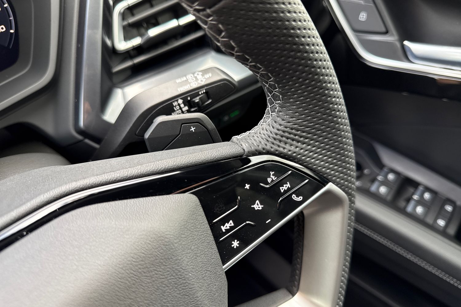 Used Audi Q4 e-tron 2025 for sale - 76143798: Photo 38
