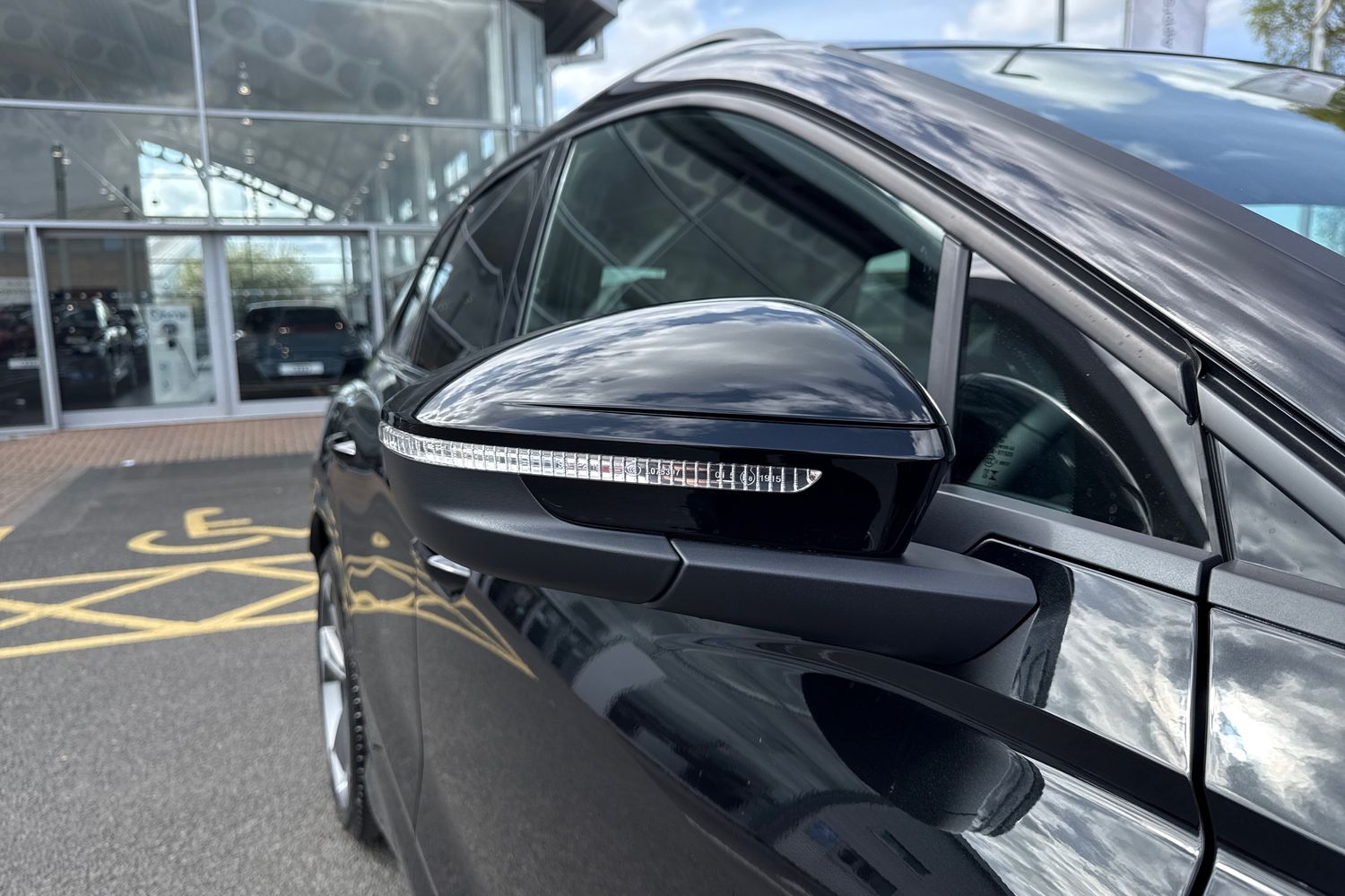Used Audi Q4 e-tron 2025 for sale - 76143798: Photo 55