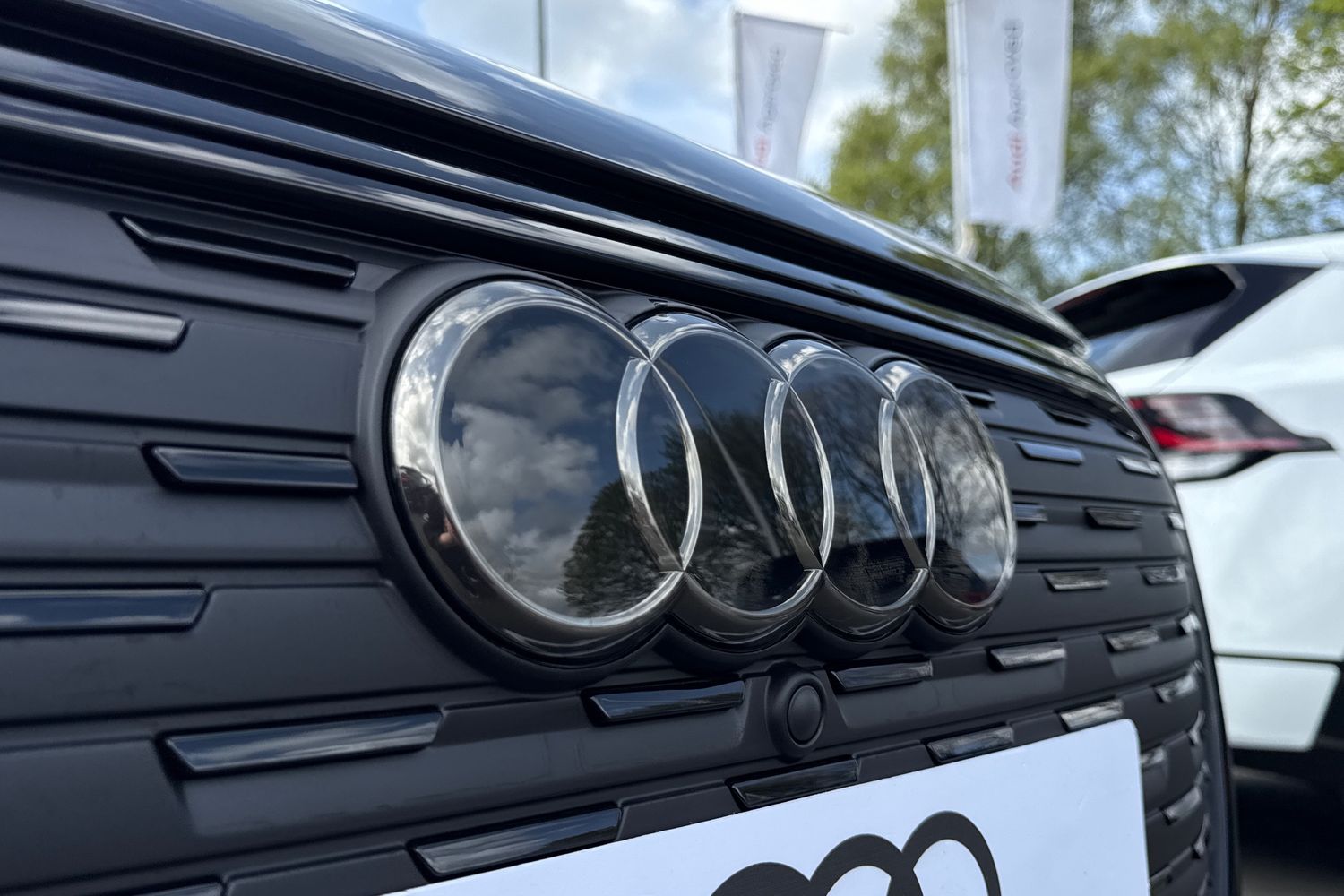 Used Audi Q4 e-tron 2025 for sale - 76143798: Photo 60