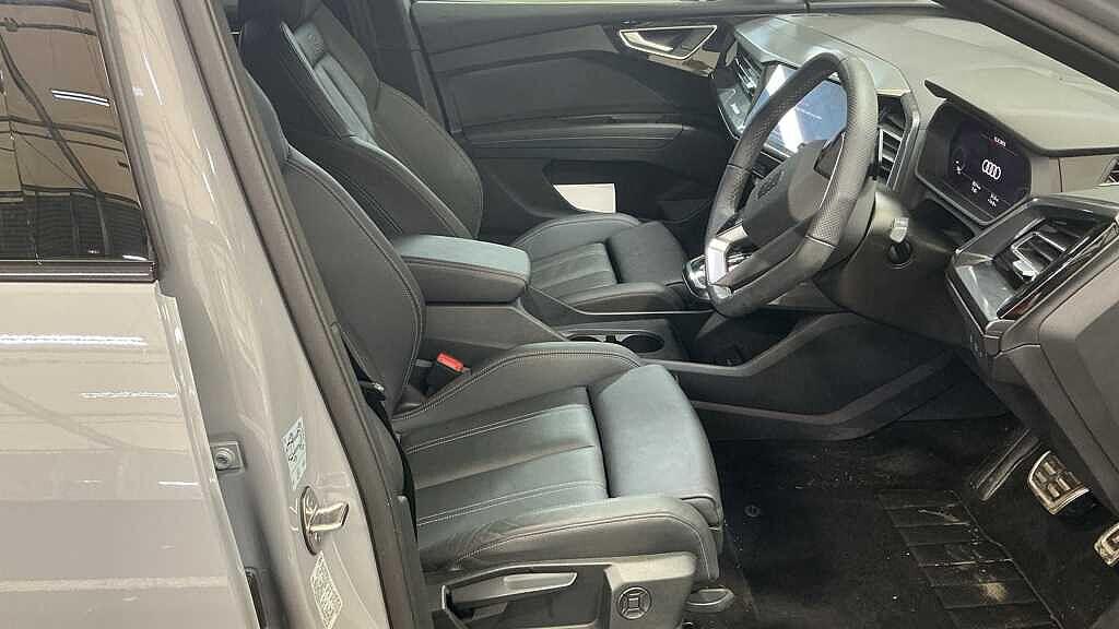 Used Audi Q4 e-tron 2024 for sale - 76171231: Photo 10