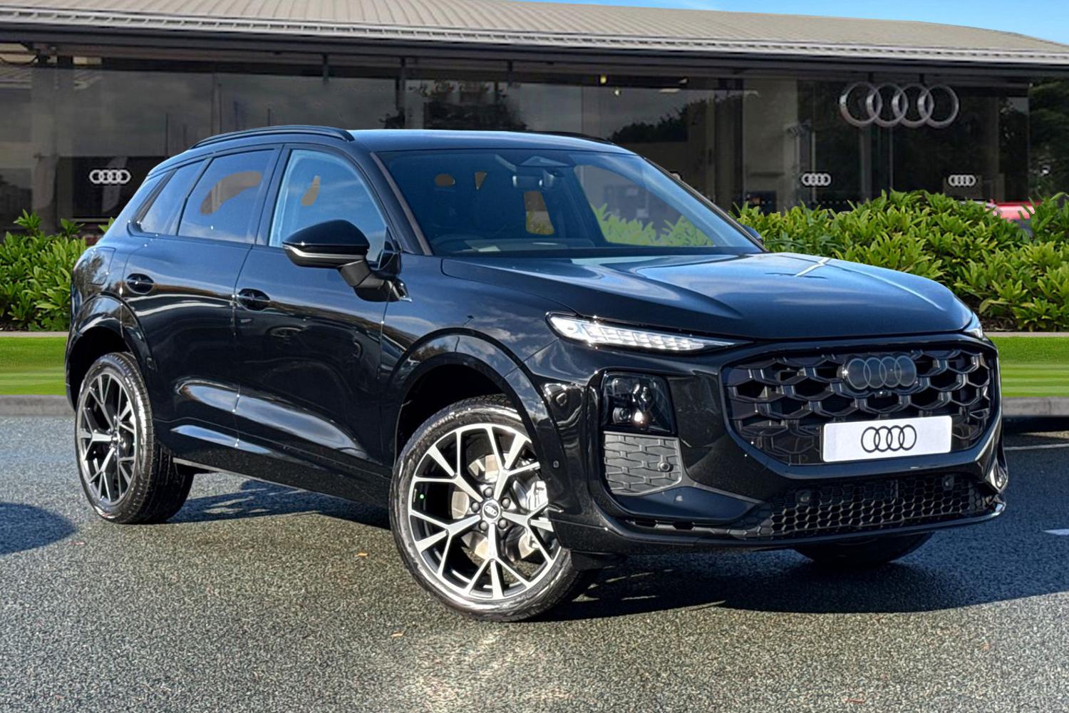 Used Audi Q3 2025 for sale - 76274578: Photo 1