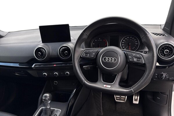 Used Audi Q2 2020 for sale - 76236832: Photo 13