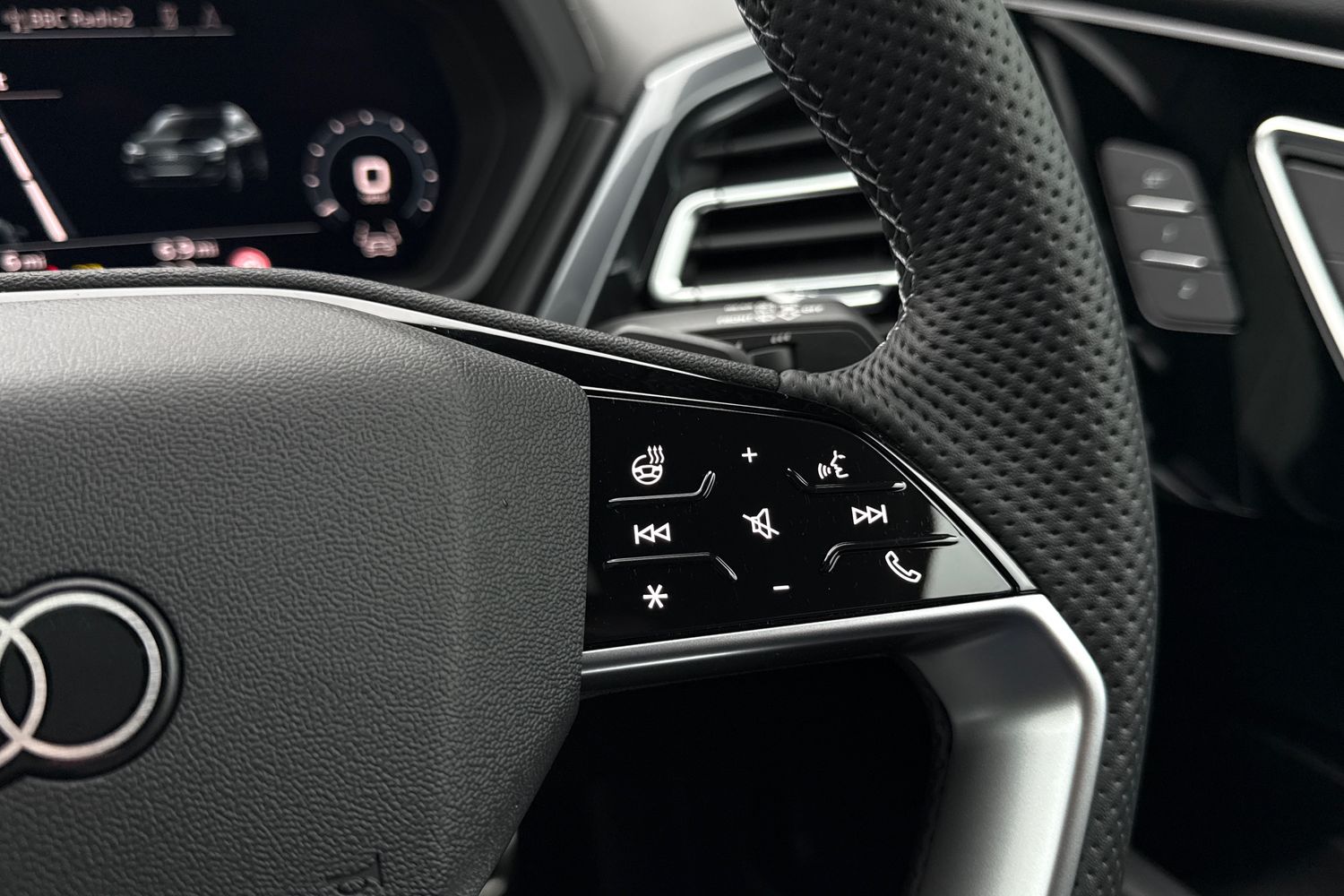 Used Audi Q4 e-tron 2026 for sale - 77128794: Photo 51