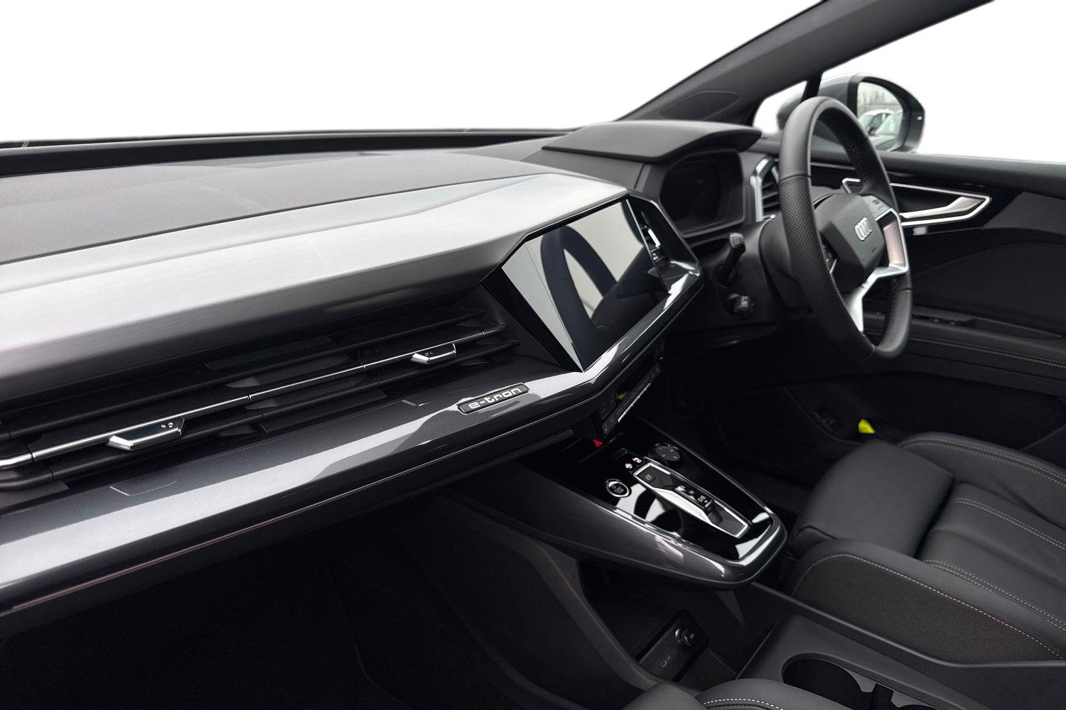 Used Audi Q4 e-tron 2024 for sale - 77355421: Photo 15