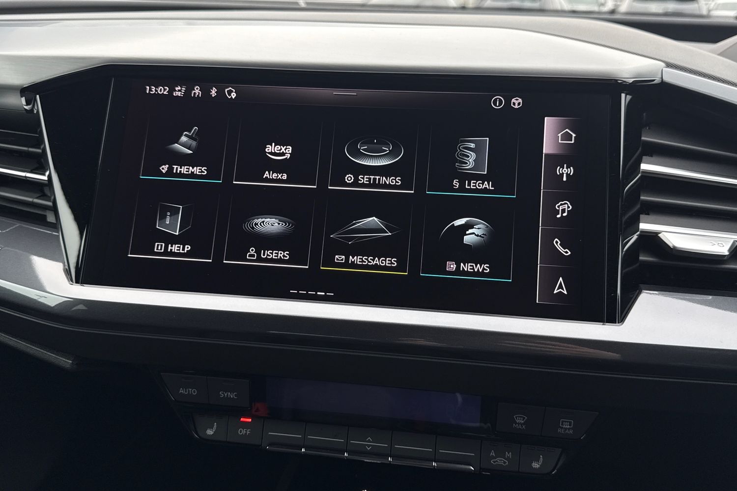 Used Audi Q4 e-tron 2024 for sale - 77355421: Photo 40