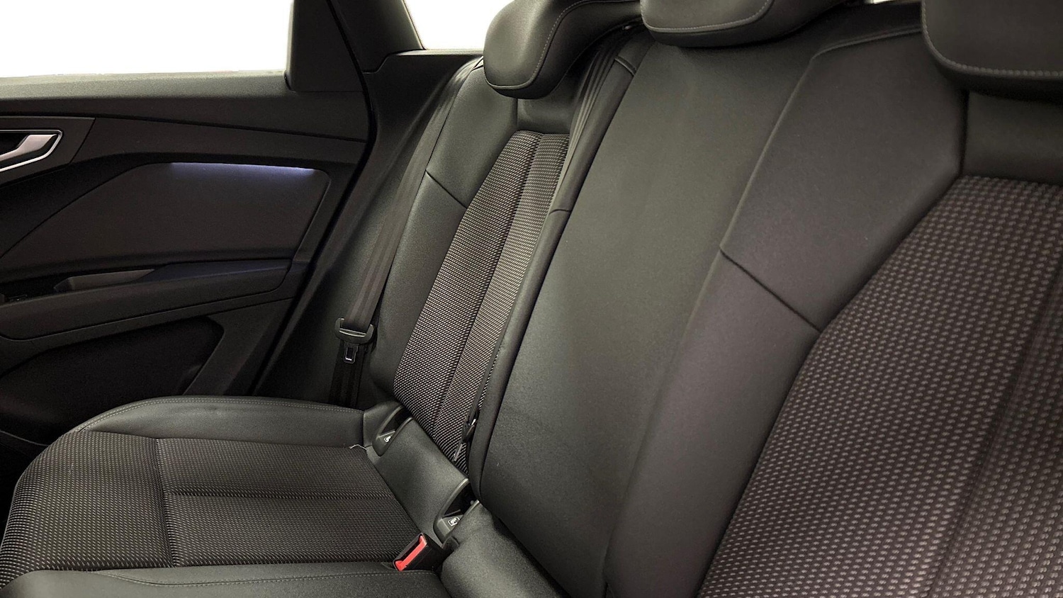 Used Audi Q4 e-tron 2022 for sale - 77791752: Photo 8