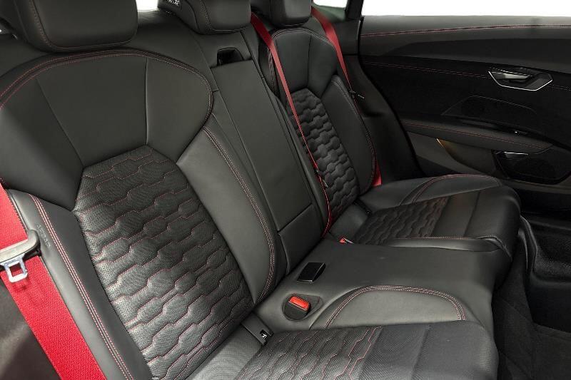 Used Audi RS e-tron GT 2024 for sale - 76718479: Photo 10