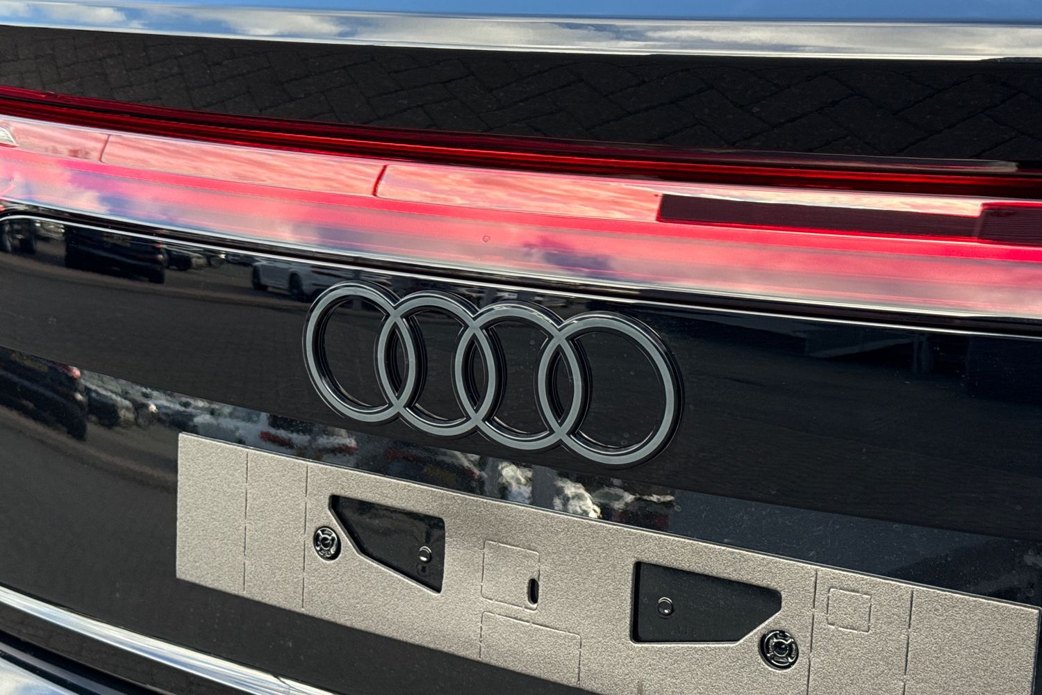 Used Audi Q8 2025 for sale - 77048506: Photo 27